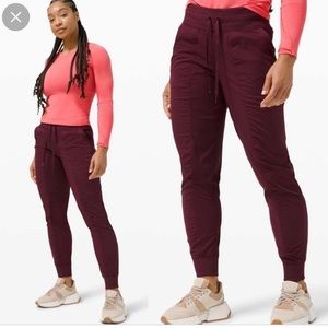 Lululemon studio dance joggers. Size 6. GUC. Wine colour.